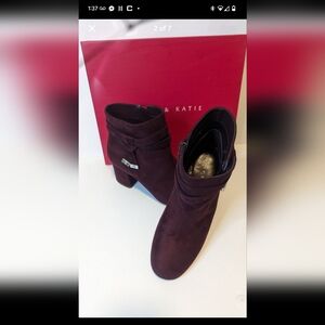 Kelly & Kelly KK Takiso Burgundy